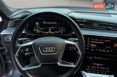 Внедорожник / Кроссовер Audi e-tron 2019 в 