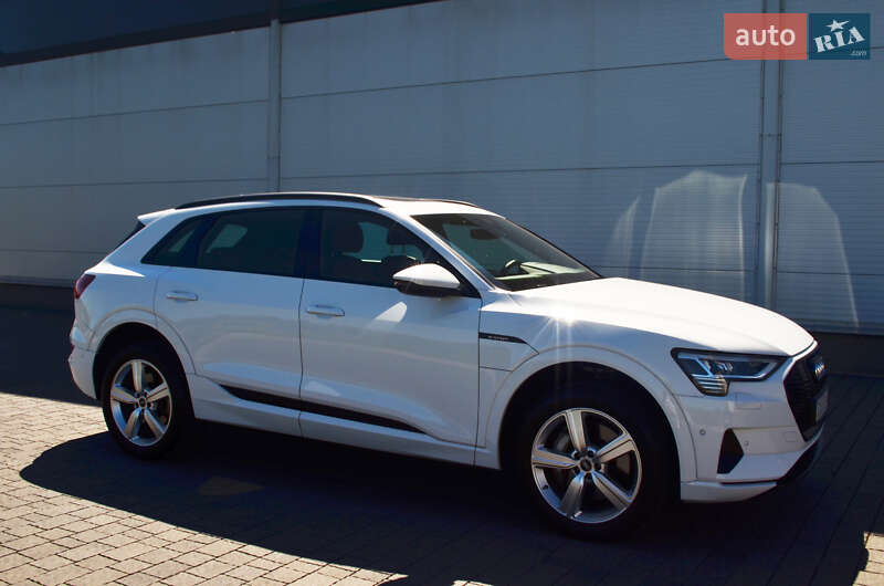 Внедорожник / Кроссовер Audi e-tron 2020 в Львове