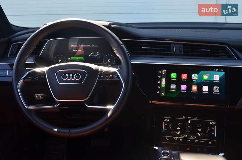 Внедорожник / Кроссовер Audi e-tron 2020 в Львове