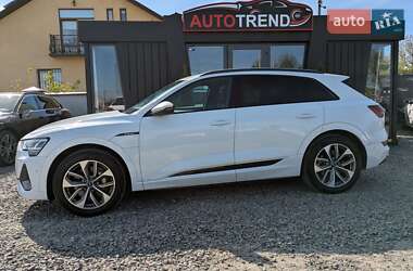 Позашляховик / Кросовер Audi e-tron 2020 в 