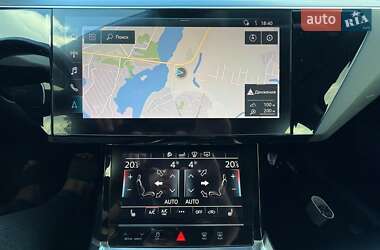 Внедорожник / Кроссовер Audi e-tron 2019 в 