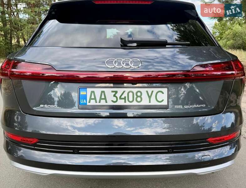 Внедорожник / Кроссовер Audi e-tron 2019 в Киеве