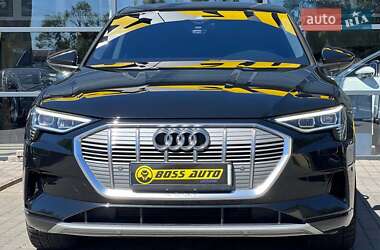 Внедорожник / Кроссовер Audi e-tron 2019 в 