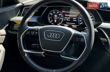 Внедорожник / Кроссовер Audi e-tron 2019 в 