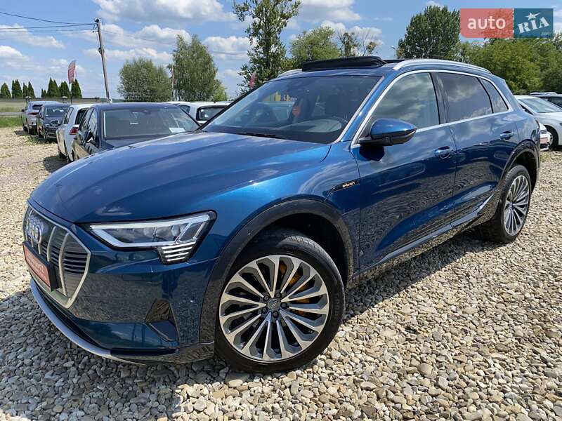 Audi e-tron 2019