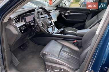 Внедорожник / Кроссовер Audi e-tron 2019 в 