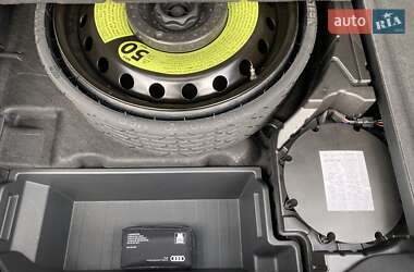 Внедорожник / Кроссовер Audi e-tron 2019 в 