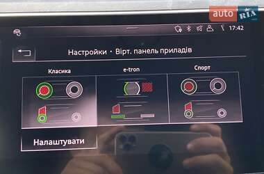 Внедорожник / Кроссовер Audi e-tron 2019 в 
