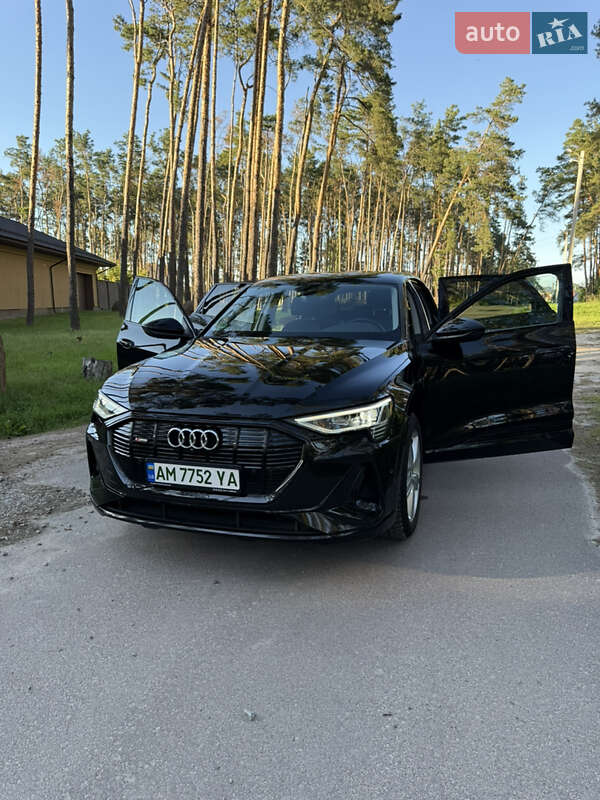 Внедорожник / Кроссовер Audi e-tron 2021 в Житомире