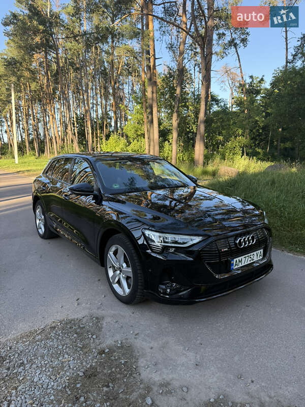 Внедорожник / Кроссовер Audi e-tron 2021 в Житомире