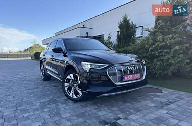 Внедорожник / Кроссовер Audi e-tron 2019 в 