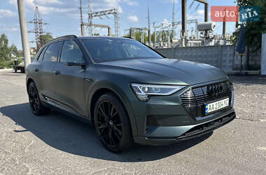 Позашляховик / Кросовер Audi e-tron 2019 в Києві