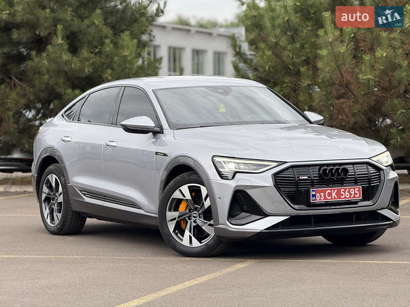 Внедорожник / Кроссовер Audi e-tron 2021 в Ровно