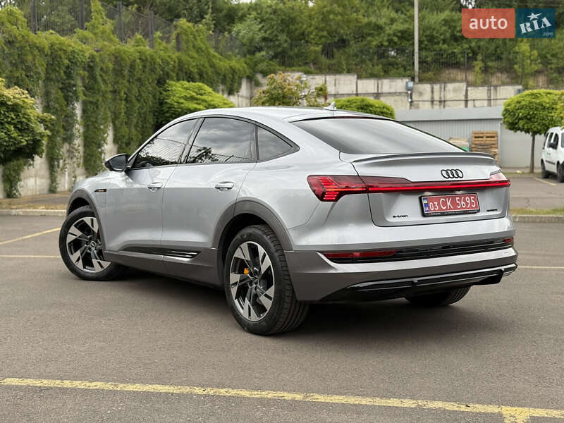 Внедорожник / Кроссовер Audi e-tron 2021 в Ровно