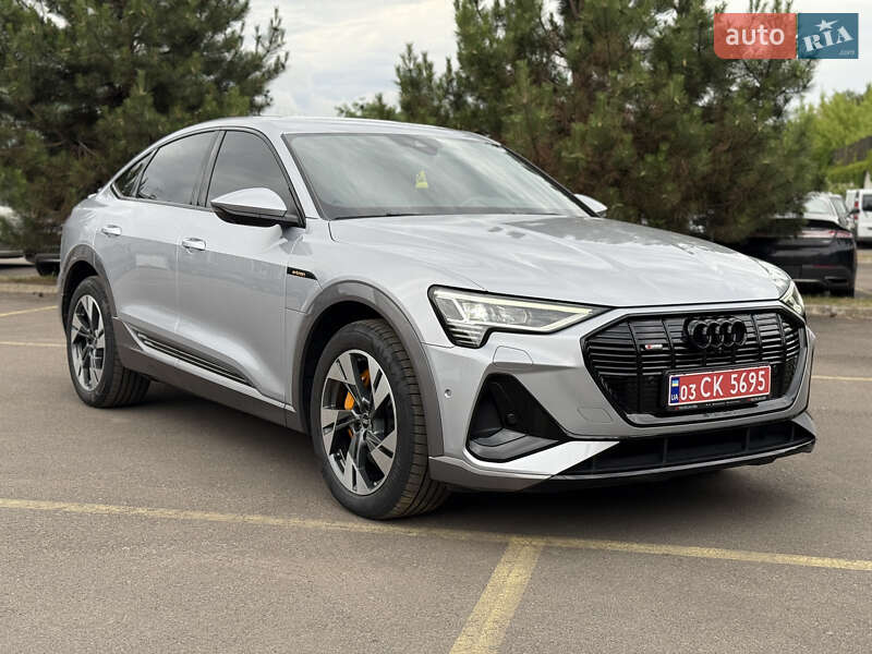 Внедорожник / Кроссовер Audi e-tron 2021 в Ровно