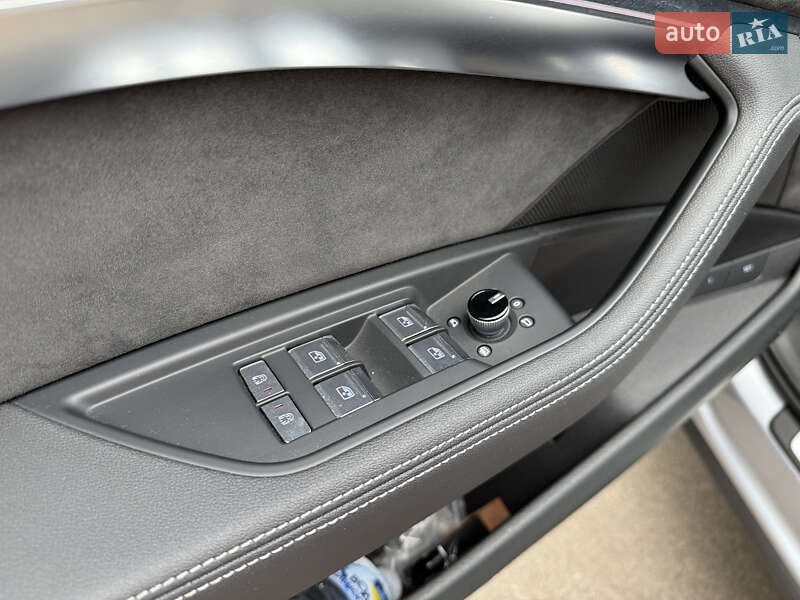 Внедорожник / Кроссовер Audi e-tron 2021 в Ровно