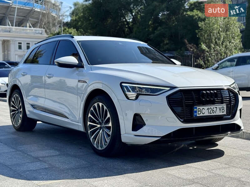 Audi e-tron 2019