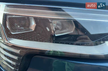 Внедорожник / Кроссовер Audi e-tron 2019 в 
