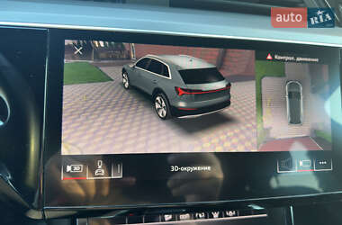 Внедорожник / Кроссовер Audi e-tron 2019 в 