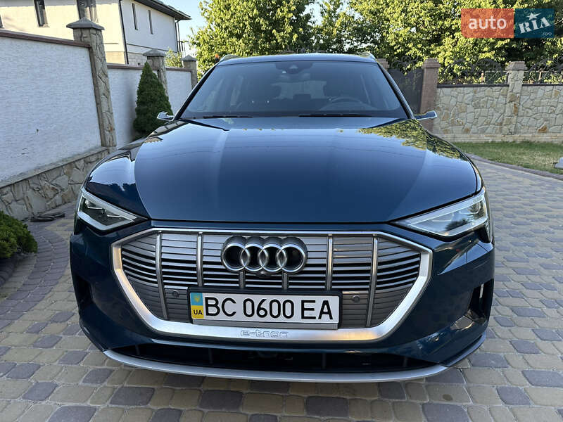 Audi e-tron 2019