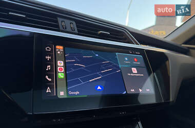 Позашляховик / Кросовер Audi e-tron 2020 в 