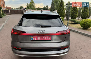 Позашляховик / Кросовер Audi e-tron 2020 в 
