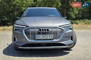 Внедорожник / Кроссовер Audi e-tron 2019 в 