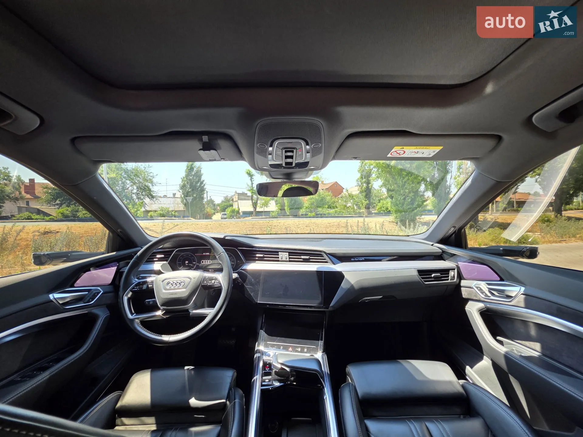 2019 Audi e-tron - мініатюра 38