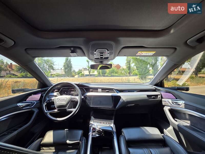 Позашляховик / Кросовер Audi e-tron 2019 в Одесі