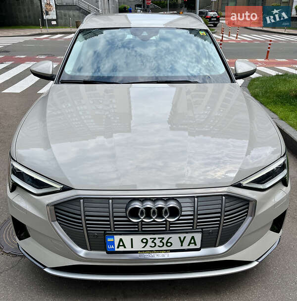 Внедорожник / Кроссовер Audi e-tron 2020 в Киеве