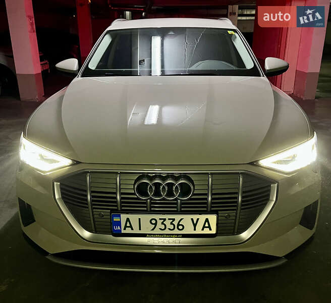 Внедорожник / Кроссовер Audi e-tron 2020 в Киеве