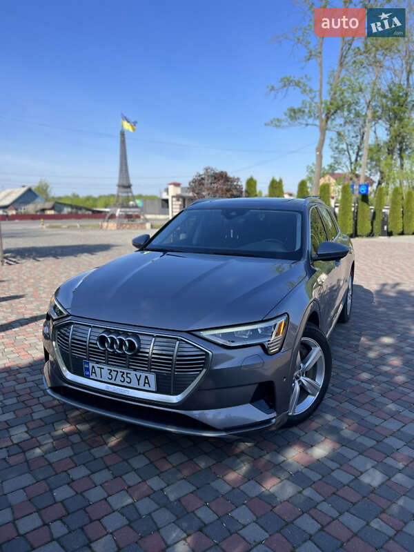 Audi e-tron 2019