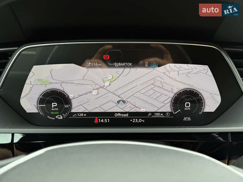 Позашляховик / Кросовер Audi e-tron 2021 в Мукачевому