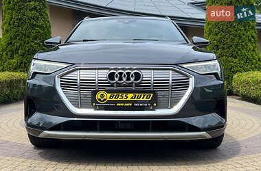 Позашляховик / Кросовер Audi e-tron 2019 в 