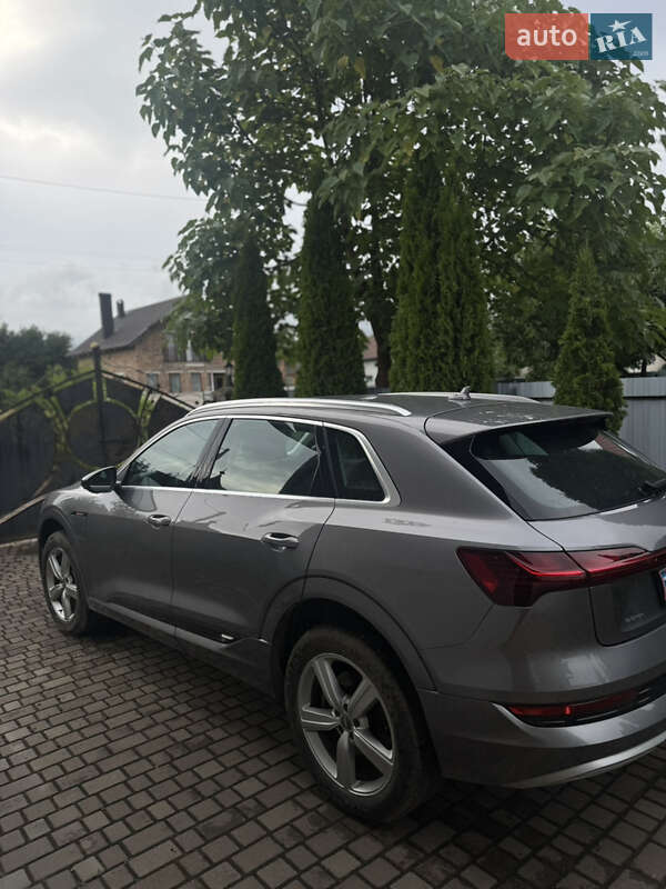 Внедорожник / Кроссовер Audi e-tron 2020 в Коломые
