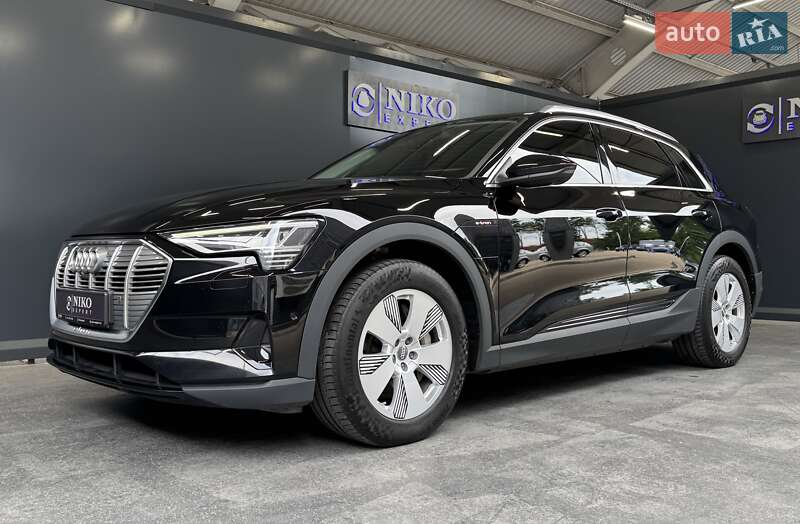 Внедорожник / Кроссовер Audi e-tron 2020 в Киеве
