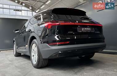 Внедорожник / Кроссовер Audi e-tron 2020 в 