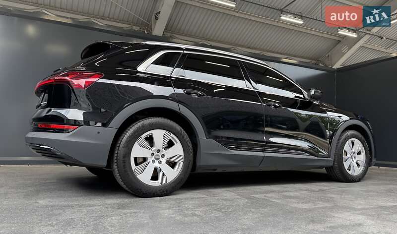 Внедорожник / Кроссовер Audi e-tron 2020 в Киеве