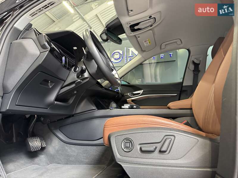 Внедорожник / Кроссовер Audi e-tron 2020 в Киеве