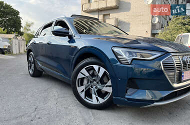 Позашляховик / Кросовер Audi e-tron 2020 в Дніпрі