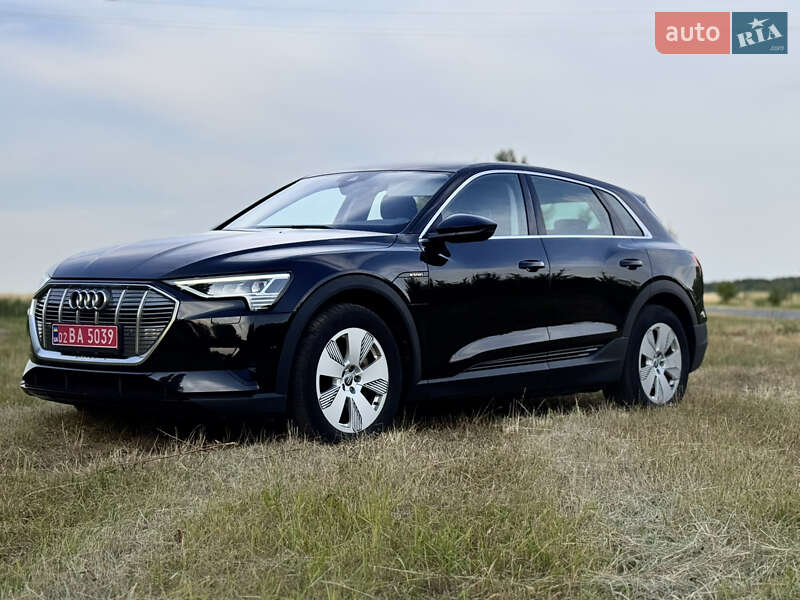 Позашляховик / Кросовер Audi e-tron 2019 в Козятині