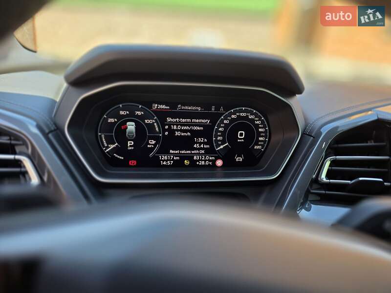 Позашляховик / Кросовер Audi e-tron 2023 в Києві
