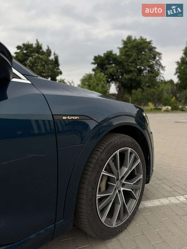 Внедорожник / Кроссовер Audi e-tron 2019 в Коломые