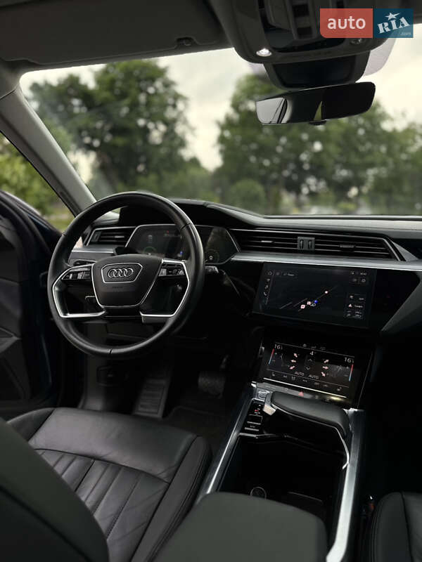 Внедорожник / Кроссовер Audi e-tron 2019 в Коломые