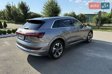 Внедорожник / Кроссовер Audi e-tron 2020 в 
