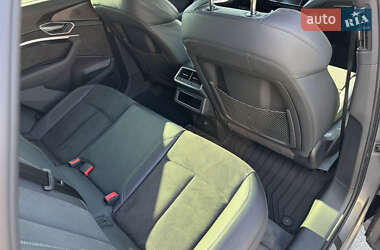 Внедорожник / Кроссовер Audi e-tron 2020 в 