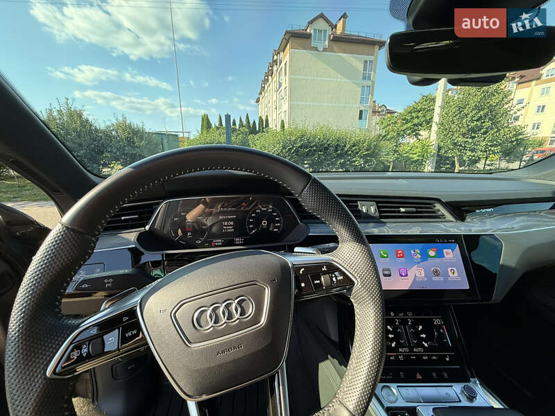 Позашляховик / Кросовер Audi e-tron 2020 в Києві