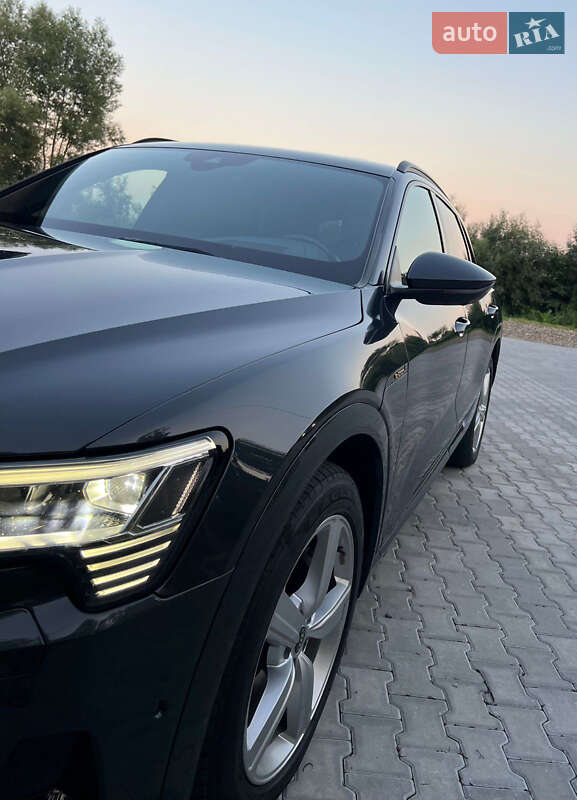 Внедорожник / Кроссовер Audi e-tron 2020 в Черновцах