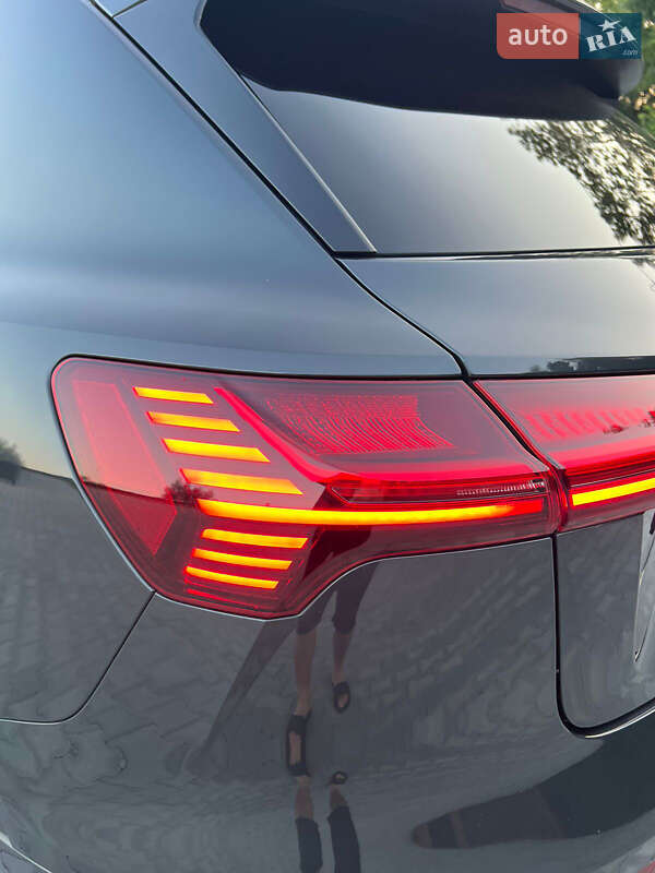 Внедорожник / Кроссовер Audi e-tron 2020 в Черновцах