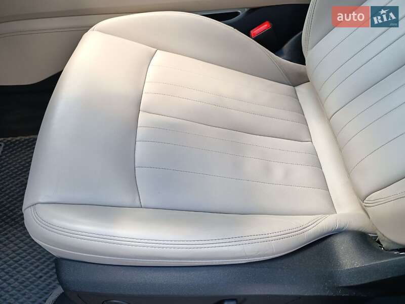 Внедорожник / Кроссовер Audi e-tron 2020 в Кривом Роге